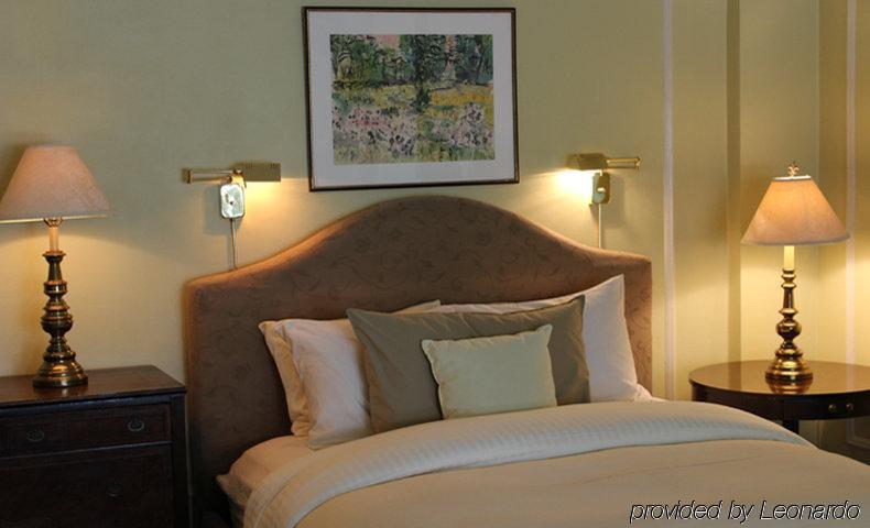 Morgan State House Inn Олбани Екстериор снимка